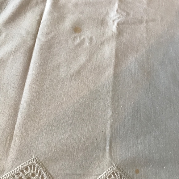 Vintage Embroidered Linens - Picture 7 of 7